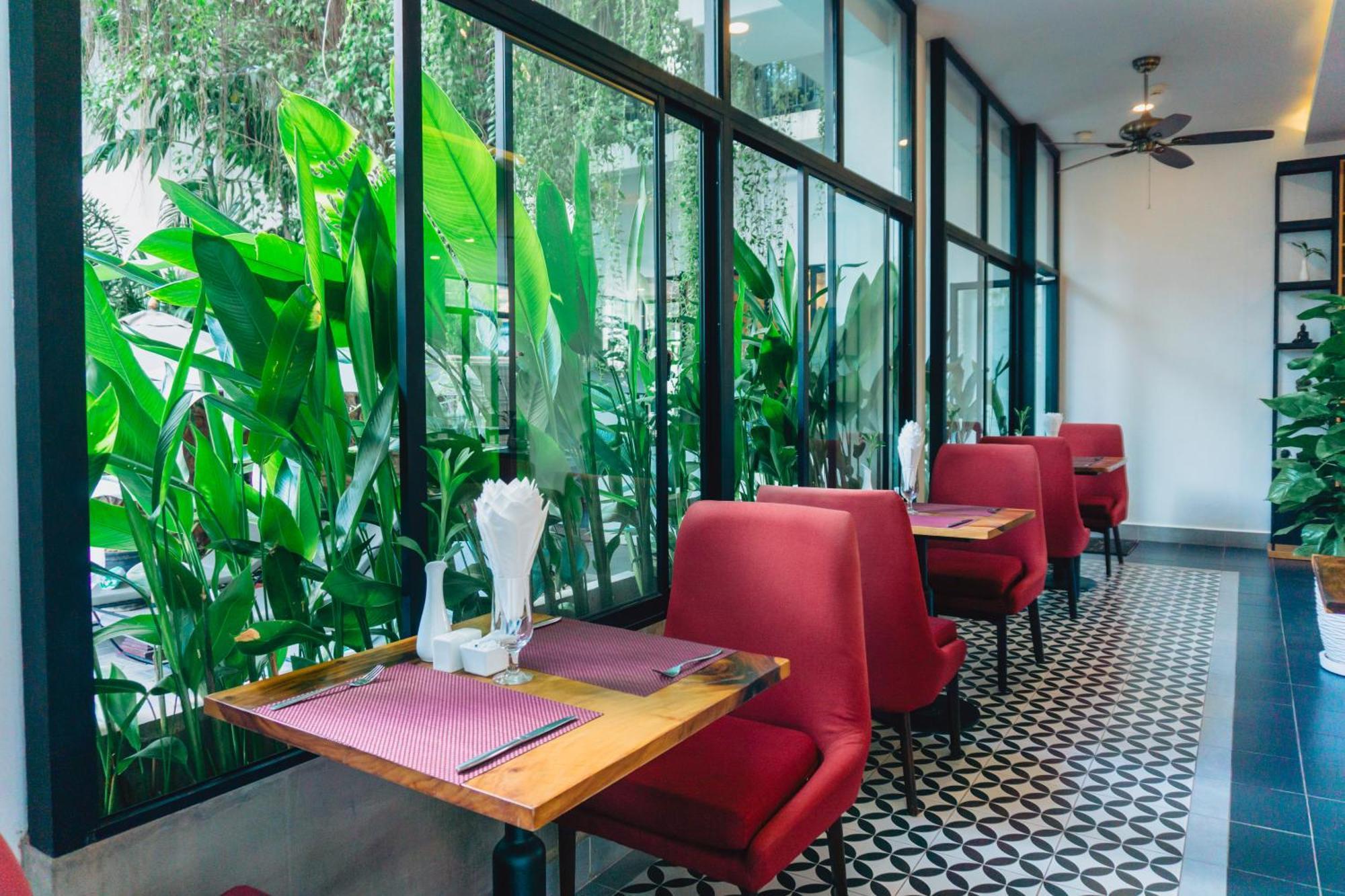 อังกอร์ ออโรร่า Hotel เสียมราฐ ภายนอก รูปภาพ
